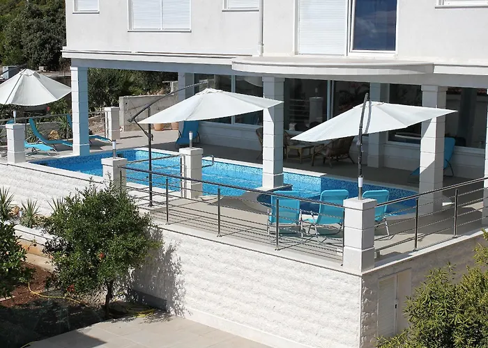 Seaside With A Swimming Pool Zavalatica, Korcula - 9150 Zavalatica