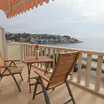 Seaside With A Swimming Pool Zavalatica, Korcula - 9150 Διαμέρισμα