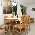 Seaside With A Swimming Pool Zavalatica, Korcula - 9150 Διαμέρισμα *