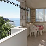 Seaside With A Swimming Pool Zavalatica, Korcula - 9150 Διαμέρισμα *
