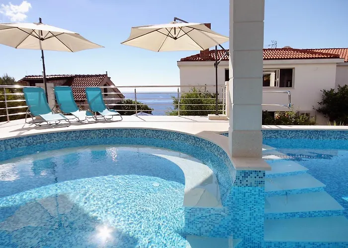 Seaside With A Swimming Pool Zavalatica, Korcula - 9150 公寓 *