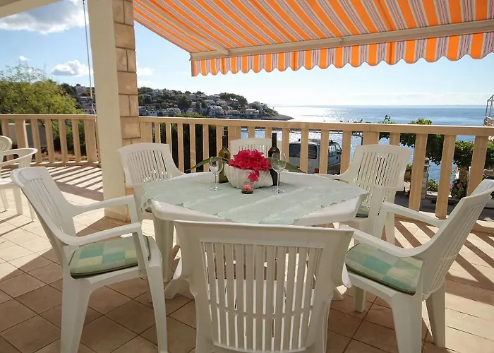 Seaside With A Swimming Pool Zavalatica, Korcula - 9150 公寓 *